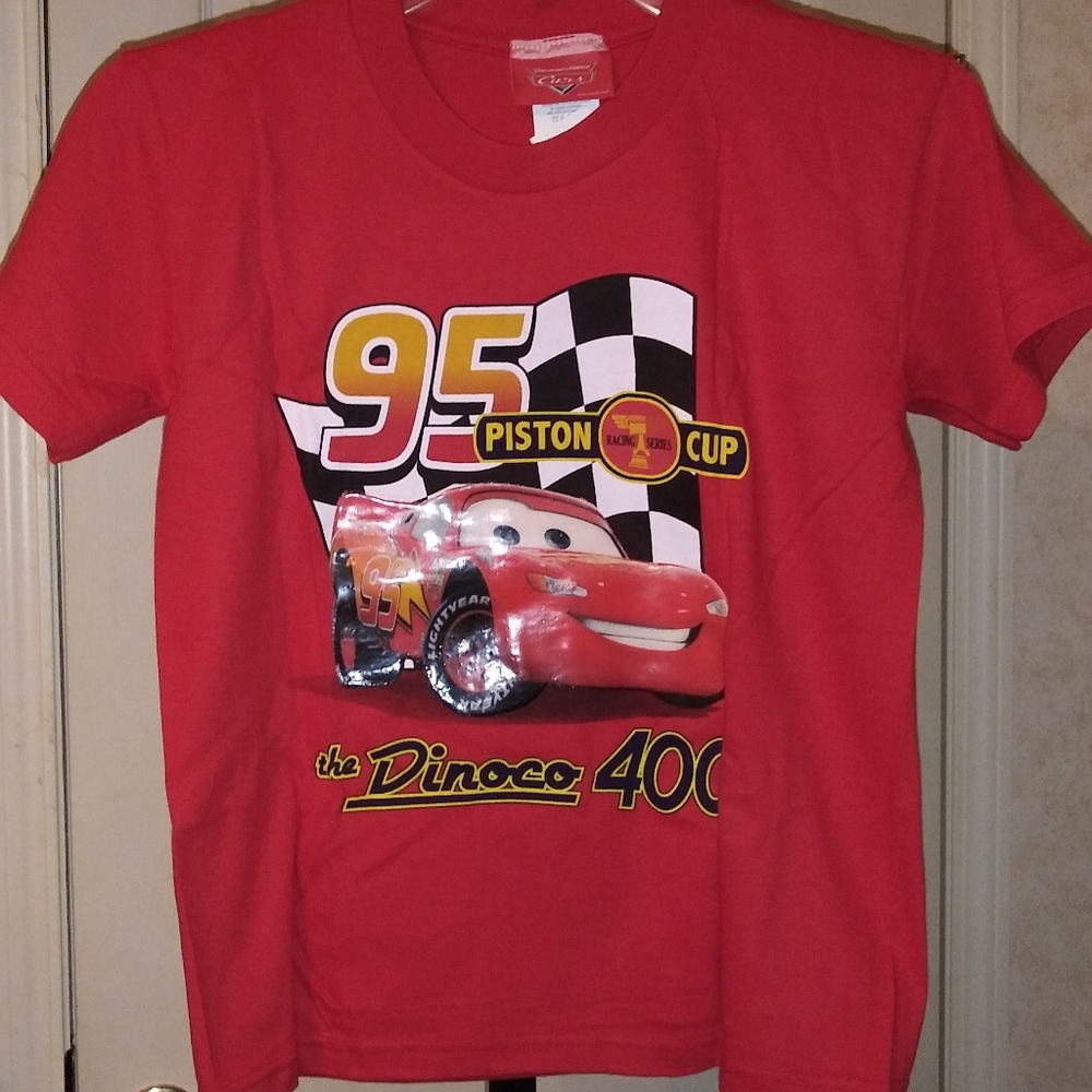 Disney Cars Lighting McQueen T-Shirts Small (6-7)
